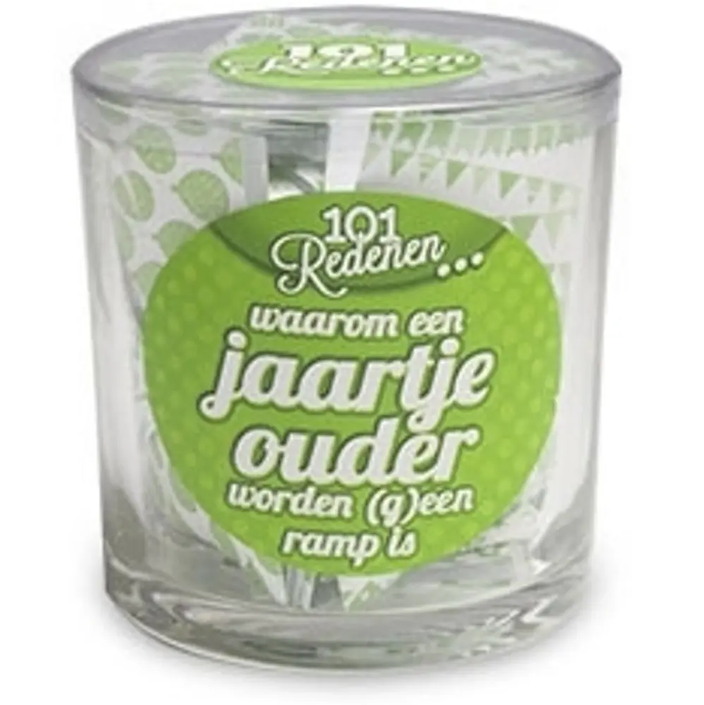 Glazen potje met 101 redenen waarom een jaartje ouder worden geen ramp is