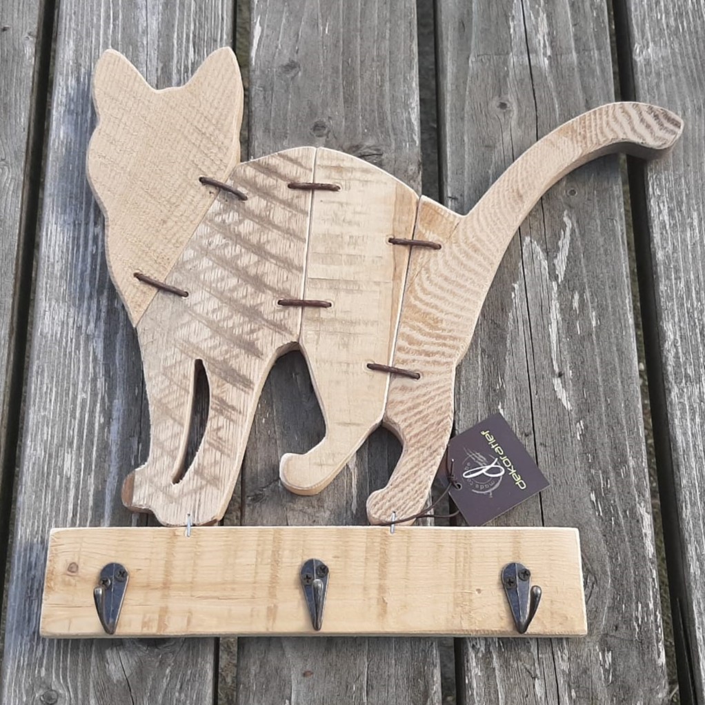 Houten kapstok kat met 3 ophanghaken