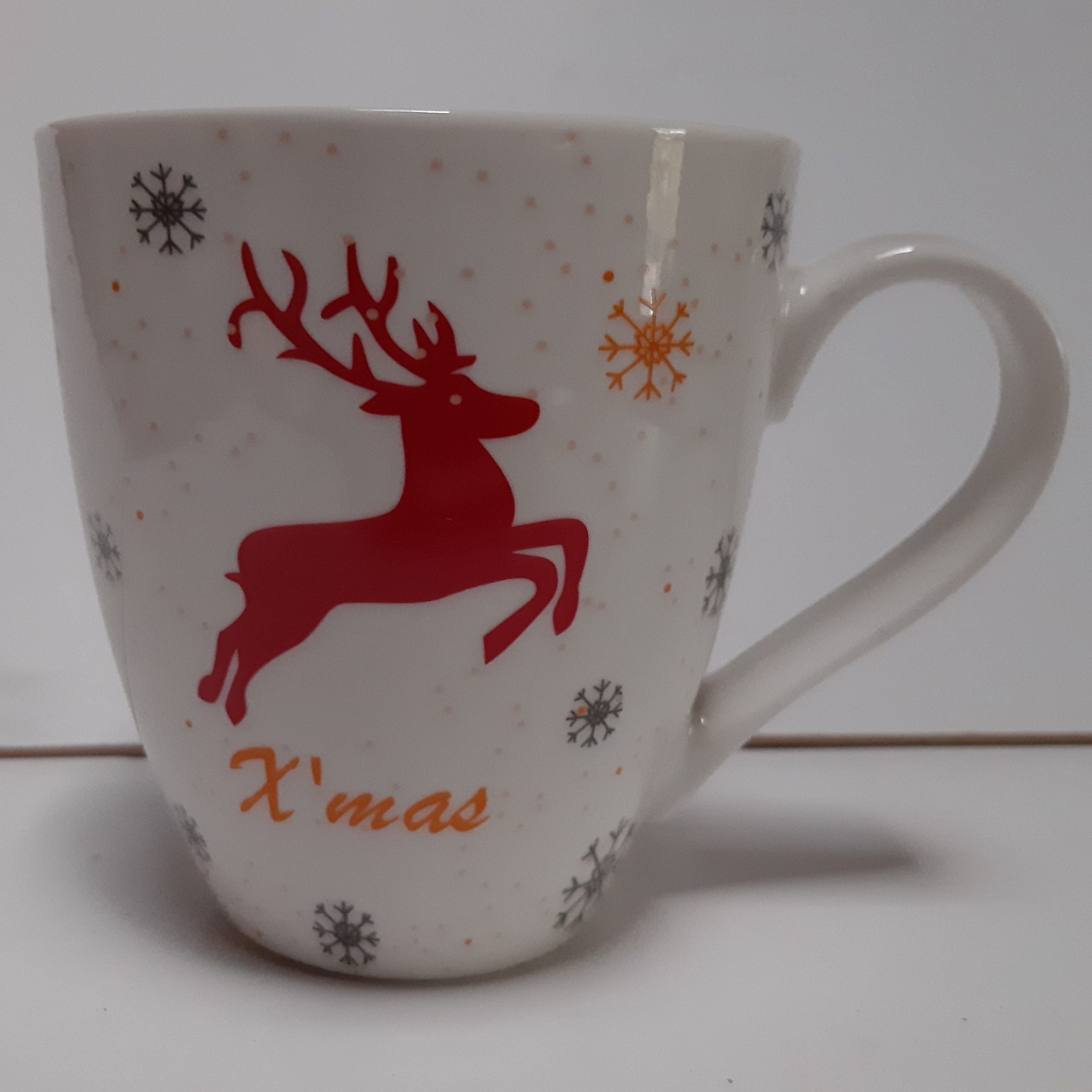 Jumbo kerst mok wit Xmas met rendier en sneeuwvlokken