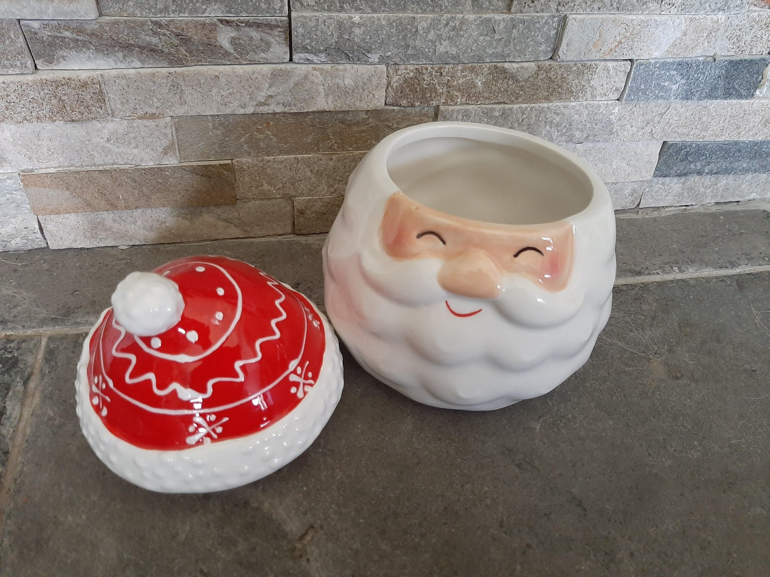Voorraadpot Santa met foute wintermuts